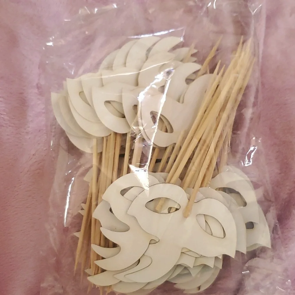Pack of 48, Mardi Gras, black & gold, cupcake topper, mask, masque